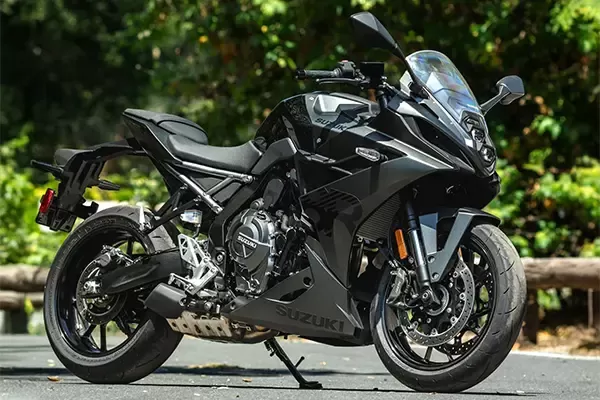 Suzuki GSX-8R