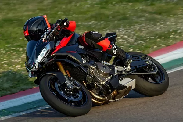 Aprilia Tuono 660