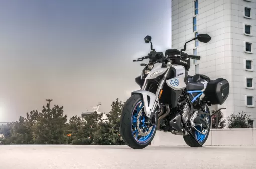 suzuki-gsx_s8_1222-mb0rniudv3.jpg