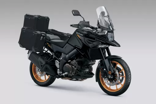 v-strom-1050-tour-blk-r34-blk-2.jpg